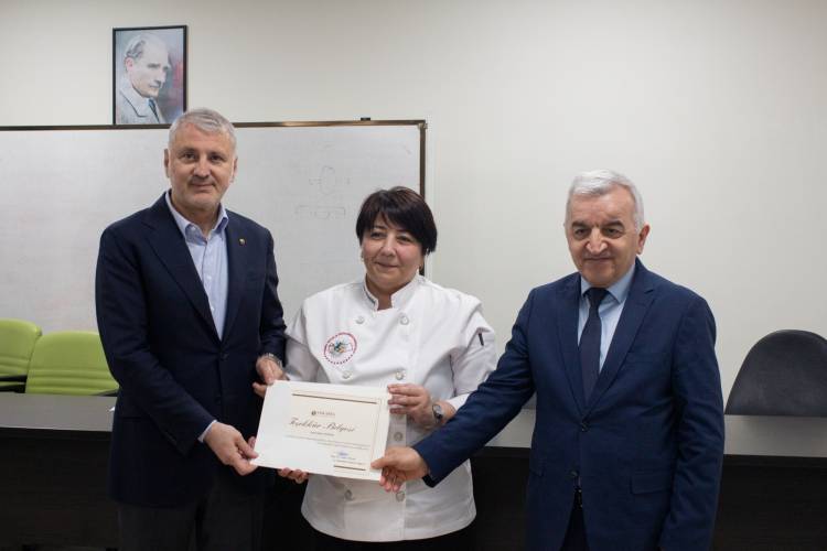 Görsel İletişim Tasarımı bölümü öğrencileri tarafından hazırlanan “Ateşle Yükselenler” belgeselinin özel gösterimi yapıldı.
