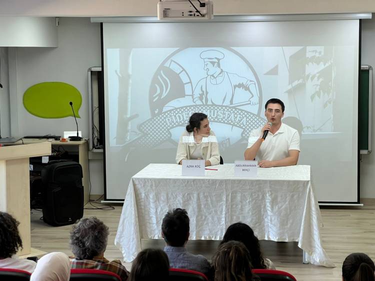 “Ramazan Pidesi” belgeseli Cemil Meriç Sosyal Bilimler Lisesi'nde gösterildi.